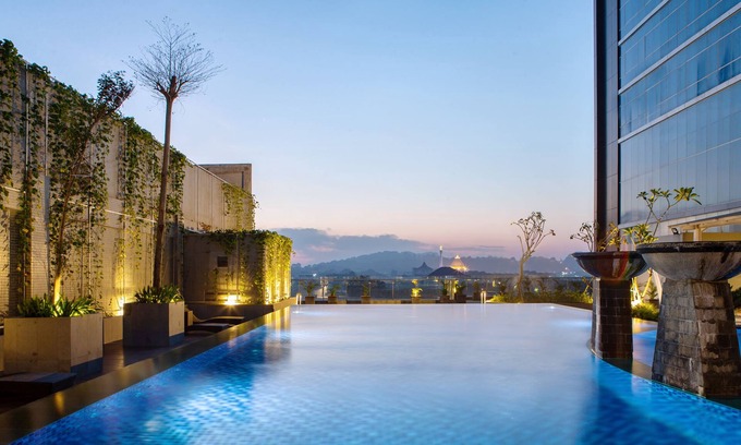 Gresik Hotel | Discover Comfort at Hotel Santika Gresik - 9/10 Rated Stay