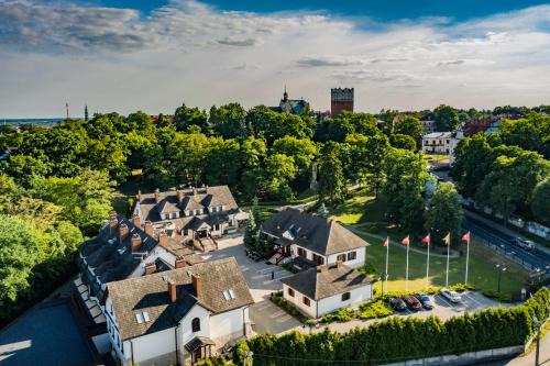 Sandomierz Hotel | Discover Hotel Sarmata Zespół Dworski: Pet-Friendly Retreat