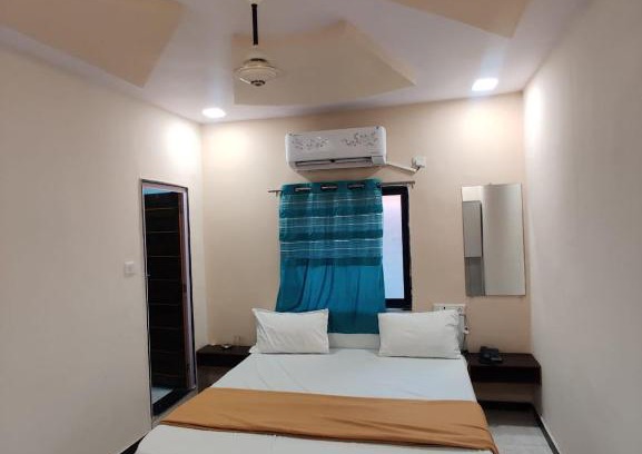 Ahmedabad House | Family-Friendly Hotel Sarover Inn: Enjoy Your Stay Today
