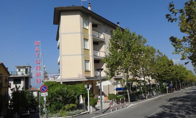 Chianciano Terme Hotel | Pet-Friendly Hotel Saturno with Great Amenities & Reviews