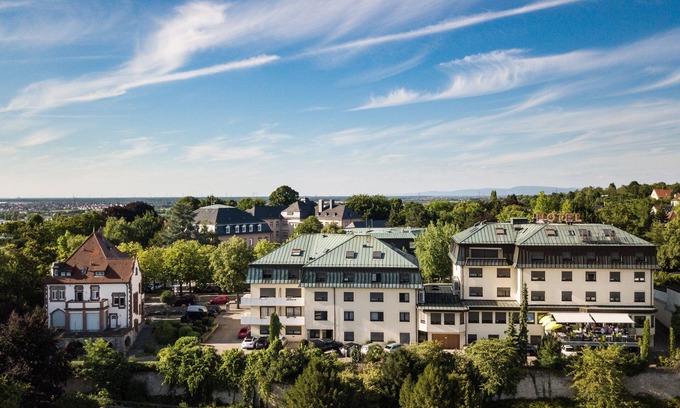 Bruchsal Hotel | Elegant Hotel Scheffelhöhe: 4-Star Comfort and Spa Retreat