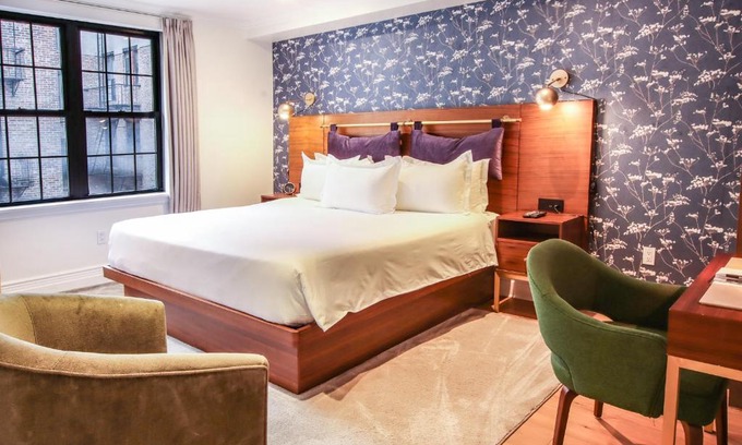 Midtown West House | Elegant Hotel Scherman: Rated 9/10 with Family-Friendly Amenities