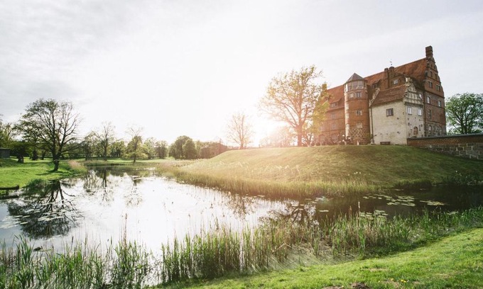 Muritz Hotel | Discover Hotel Schloss & Gut Ulrichshusen with Ocean Views