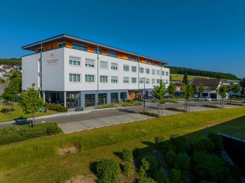 Wehingen Hotel | Exceptional Hotel Schlossberg Wehingen with Family-Friendly Amenities
