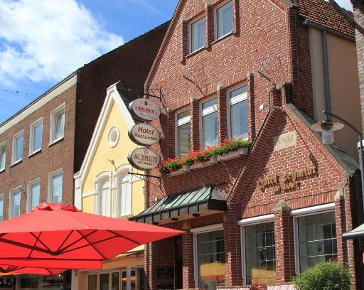 Meppen Hotel | Discover Hotel Schmidt am Markt: Pet-Friendly & Family-Ready
