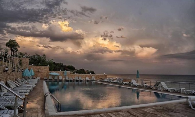 Selimpasa Hotel | Relaxing Retreat at Hotel Selimpasa Konagi with Pool & Spa