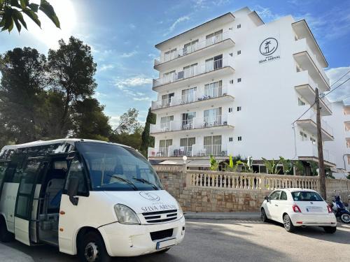 El Arenal Hotel | Inviting Hotel Selva Arenal with Oceanfront Pool Access