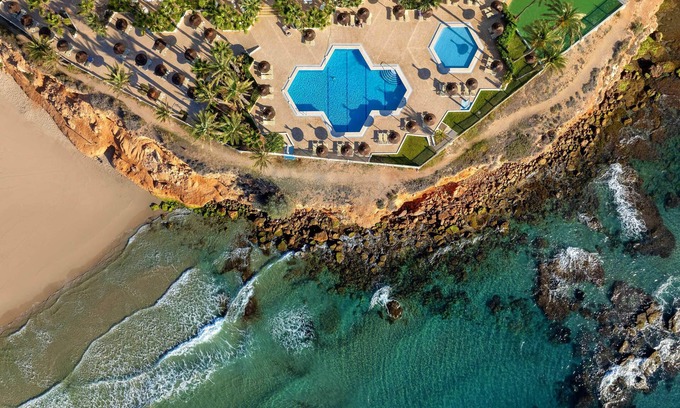 Orihuela Costa Hotel | Relax at Hotel Servigroup La Zenia with Spa & Pool Access