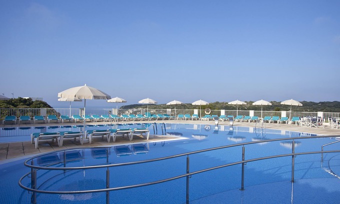 Cala en Porter Hotel | Relax at Hotel Seth Playa Azul with Pool and Spa Access