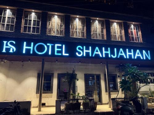 Taj Ganj Hotel | Enjoy Breakfast at Hotel Shahjahan - Rated 8/10 by Guests