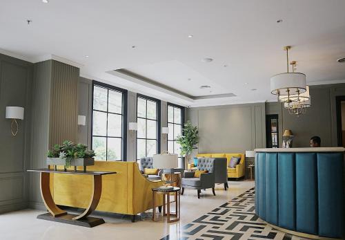 Kebon Kacang Hotel | Comfortable Hotel Shalva Jakarta with Spa & Family Amenities