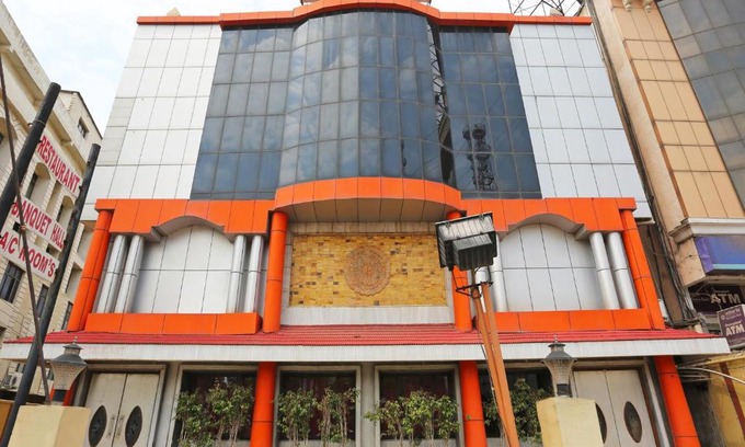 Raipur Hotel | Discover Comfort at OYO 15468 Hotel Sharda with Breakfast