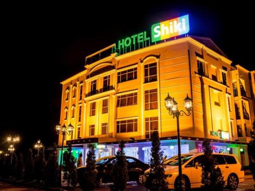 Tebrau Hotel | Family-Friendly Hotel Shiki: A Budget Traveler's Retreat