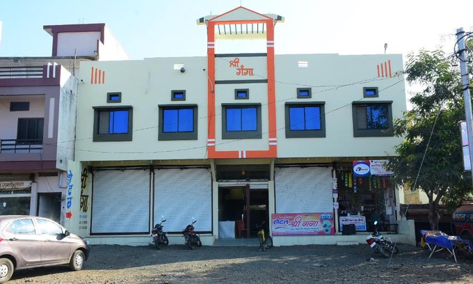 Susner Bed & Breakfast | Family-Friendly Hotel Shri Ganga: Comfort at a Great Value