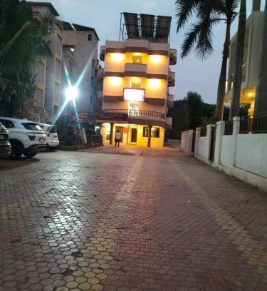 Shirdi Hotel | Family-Friendly Hotel Shri Pushpanjali in Shirdi