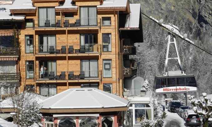 Lauterbrunnen Hotel | Discover Hotel Silberhorn: Pet-Friendly with Top Amenities
