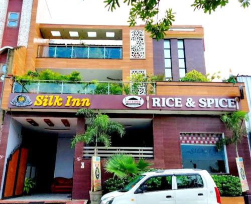 Gomti Nagar Hotel | Discover Family-Friendly Hotels in Lucknow, India