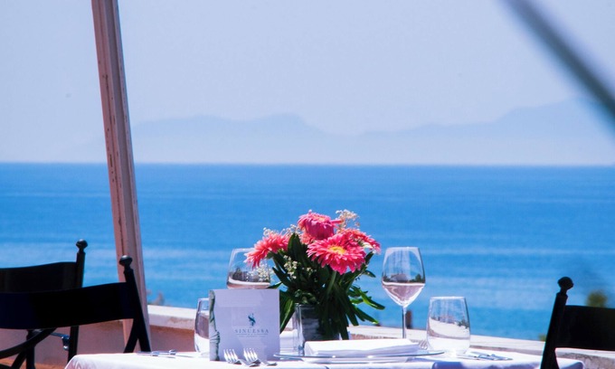Mondragone Hotel | Relaxing Getaway at Hotel Sinuessa Terme with Pool & Dining