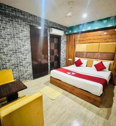 Mahipalpur Extension Bed & Breakfast | Budget-Friendly Hotel Sky View: Near Delhi Airport & Accessible