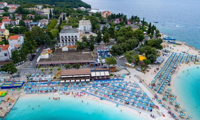 Selce Hotel | Family-Friendly Hotel Slaven with Restaurant & Breakfast