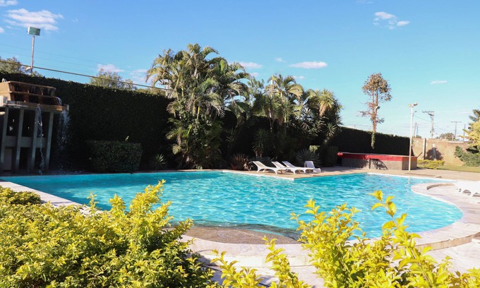 Vila dos Sas Hotel | Comfortable Stays at Hotel Solar das Mangueiras with Pool