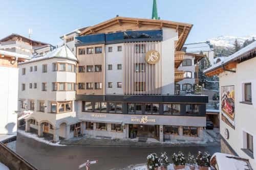 Ischgl Hotel | Experience Hotel Sonne Ischgl: Pool, Spa & Ocean Views