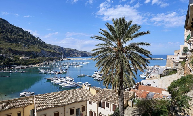 Castellammare del Golfo Hotel | Experience Hotel Sopra Le Mura: Spa, Breakfast & High Ratings