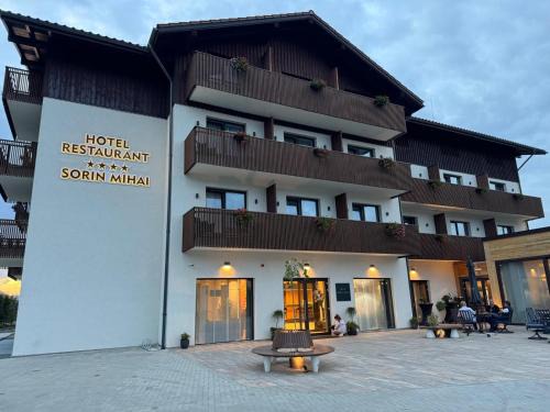 Vladeni Hotel | Discover Hotel Sorin MIHAI: 4-Star Family-Friendly Retreat