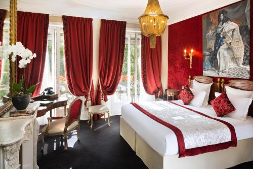 7th Arrondissement Hotel | Elegant Hotel & Spa de Latour Maubourg with Hot Tub and Breakfast