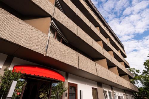 Kurpark Hotel | Pet-Friendly Retreat at Hotel Spahr - Rated 8/10 by Guests
