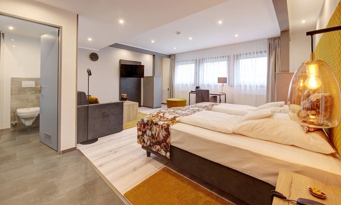 Kurpark Hotel | Discover Hotel Spahr: Guest Rated 8.6 & Family-Friendly Amenities