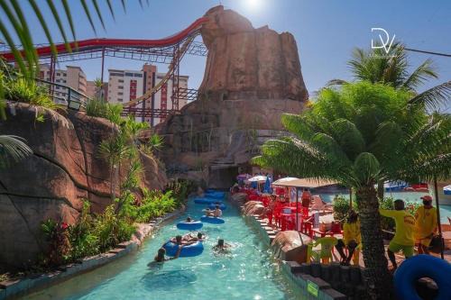 Caldas Novas Hotel | Experience Spazzio diRoma with Pool & Water Park Access