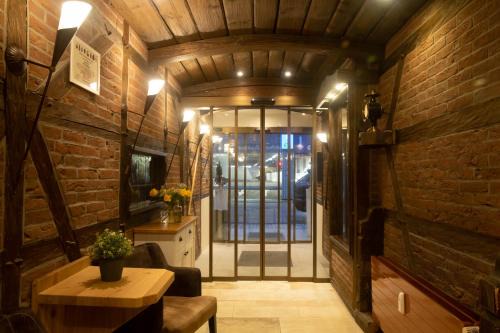 Weiden in der Oberpfalz Hotel | Pet Friendly Hotel Stadtkrug with Breakfast & Dining Options