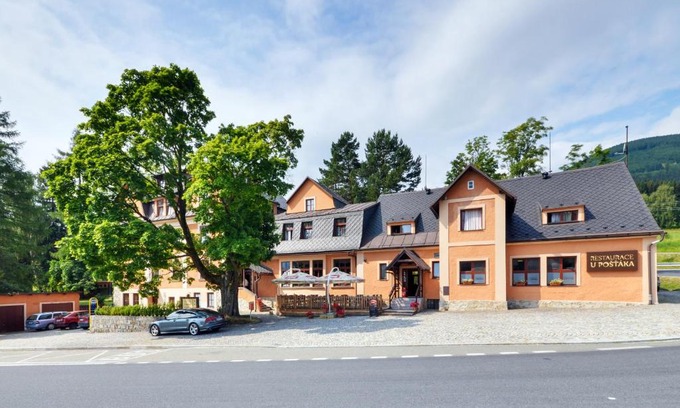 Bela pod Pradedem Hotel | Discover Hotel Stara Posta: Pet-Friendly Oasis with Pool