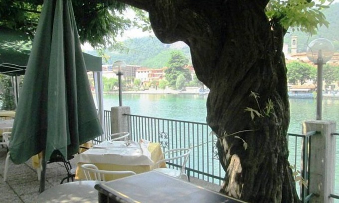 Paratico Hotel | Discover Comfort at Hotel Stazione with Pool & Restaurant