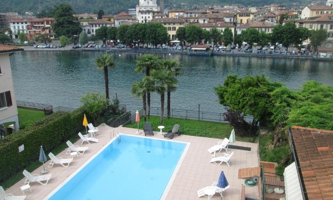 Paratico Hotel | Relax at Hotel Stazione sul lago di Iseo by the Ocean