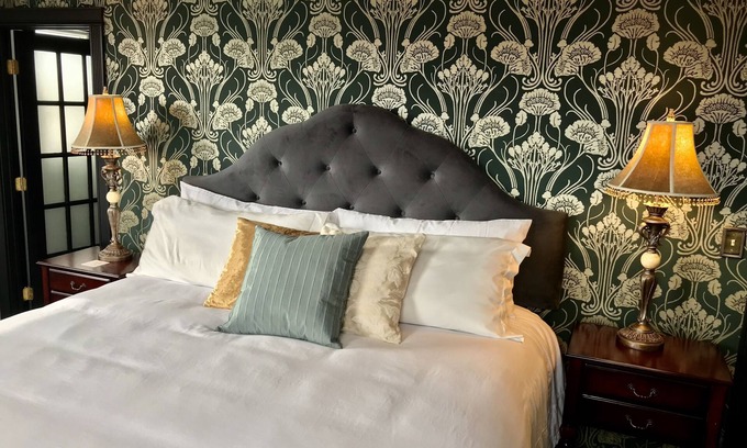 Stevenson Hotel | Discover Comfort at Hotel Stevenson - Rated 10/10!