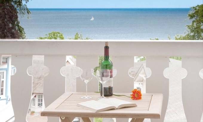 Gohren Hotel | Beautiful Hotel Stranddistel Rügen - 9.4/10 Guest Rated