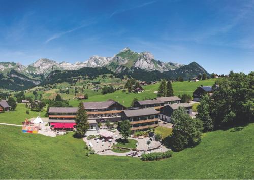 Wildhaus-Alt St. Johann Hotel | Relax at Hotel Stump's Alpenrose with Oceanfront Views