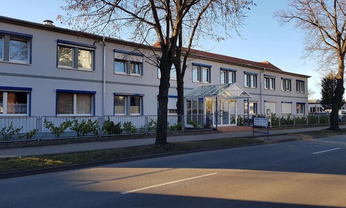 Tangermuende Hotel | Pet-Friendly Retreat at Hotel Sturm: Family Welcomes Await