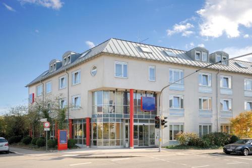 Sindelfingen Hotel | Pet-Friendly Hotel Stuttgart Sindelfingen City by Tulip Inn