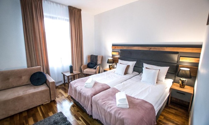 Zamosc Apartment | Hotel Sukcesor: Guest Rated 10/10 with Family-Friendly Amenities