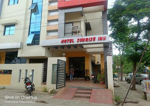 Kota Hotel | Budget-Friendly Hotel Sunrise Inn with Breakfast Included