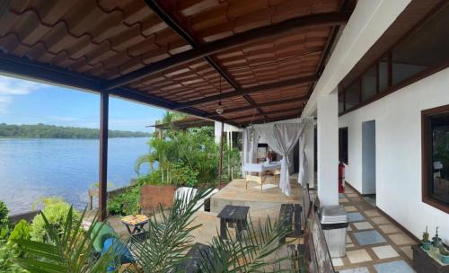 Tortuguero Hotel | Relaxing Retreat at Hotel Sunset Rooms with Spa & Pet-Friendly