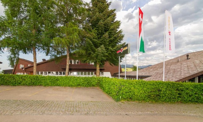 Hemberg Hotel | Inviting Stays at Hotel Swiss Views - Pet Friendly Comfort