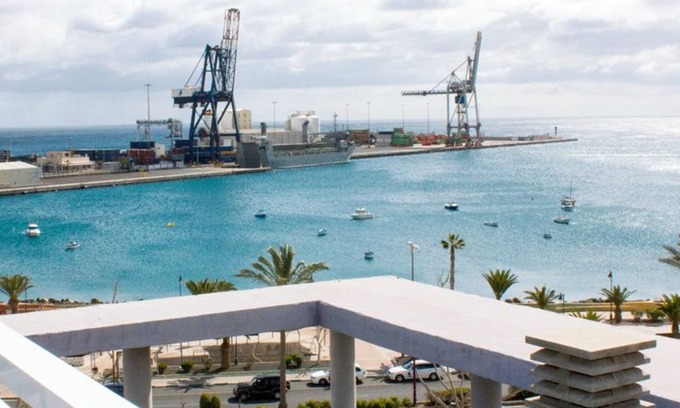 Puerto del Rosario Hotel | Discover Hotel Tamasite: Family-Friendly with Spa Amenities