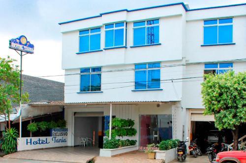 Caucasia Hotel | Guest Rated Hotel Tania: Family-Friendly with Hot Tub