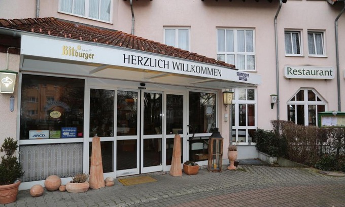 Bad Camberg Hotel | Pet-Friendly Comfort at Hotel Taunus Residence