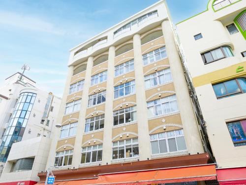 Makishi Hotel | Discover Abest Cube Naha Kokusai: Family-Friendly Cabins