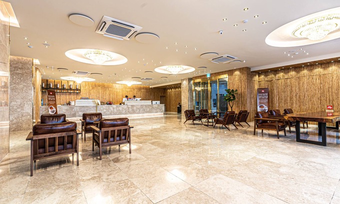 Seogwipo City Hotel | Eco-Friendly Hotel The Grang Seogwipo: Guest Rated 9.8